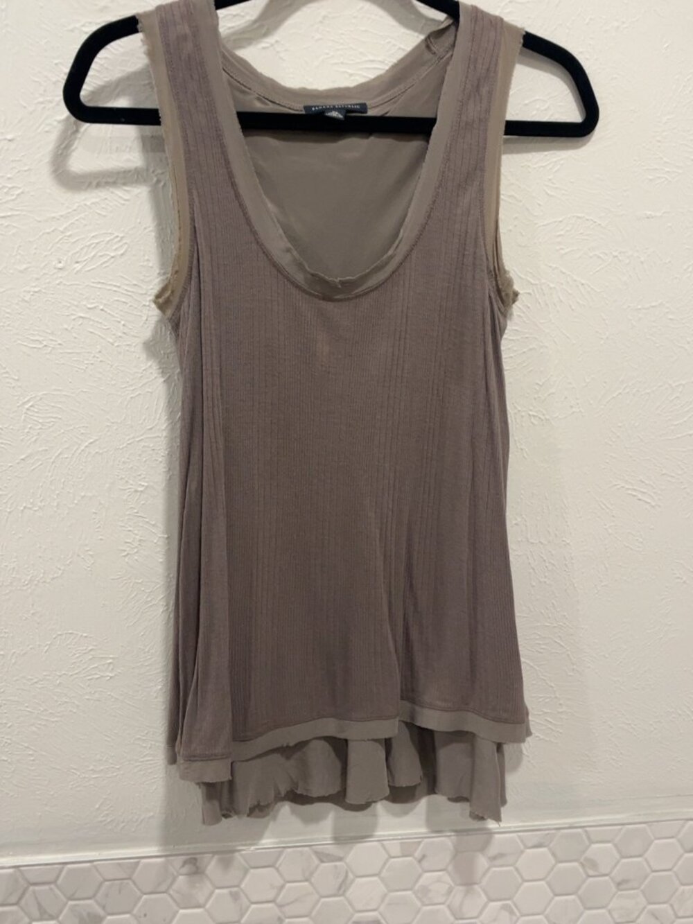 STUNNING Vintage Banana Republic Ribbed Tank Top Layered Split Back Mauve XS